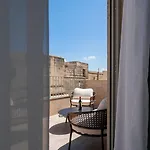 Battery House Hotel *