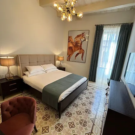 Battery House Hotel