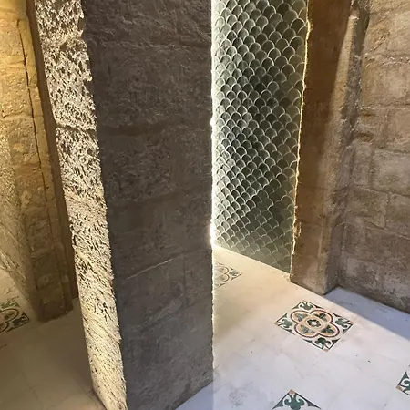 Battery House מלון