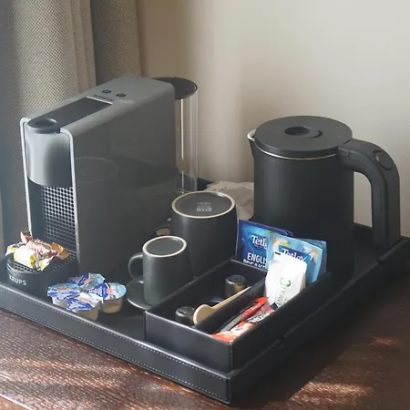 Otel Battery House *