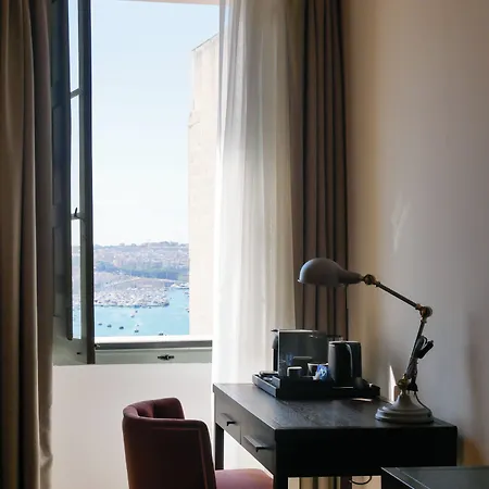 Battery House מלון