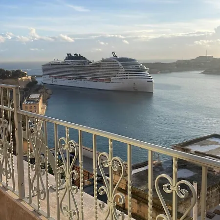 Battery House Hotel Valletta