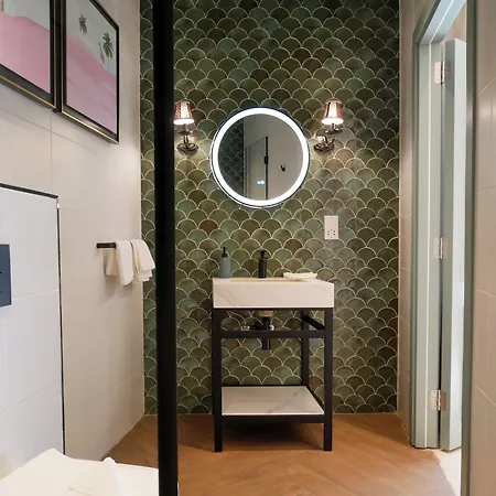 Battery House ואלטה