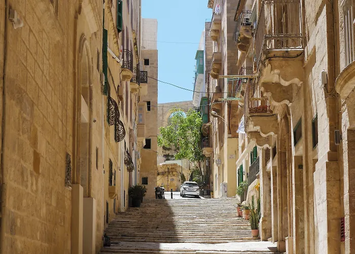 Battery House * Valletta