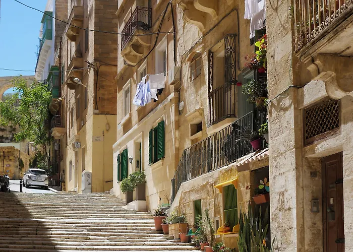 Battery House * Valletta