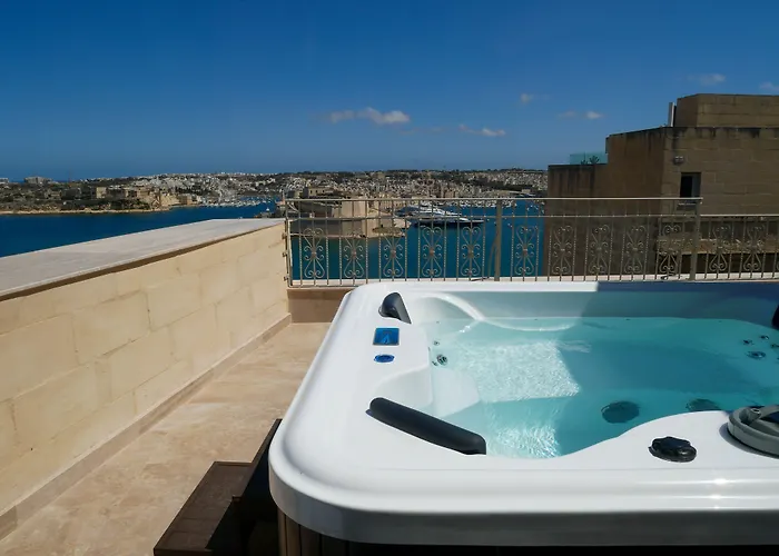 Battery House * Valletta